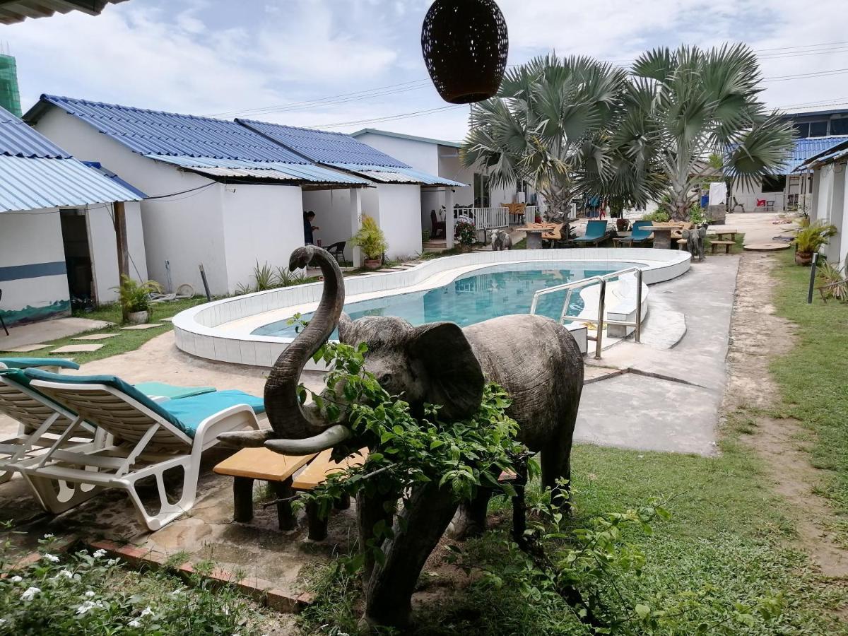 Pat Pat Guesthouse Sihanoukville Kültér fotó