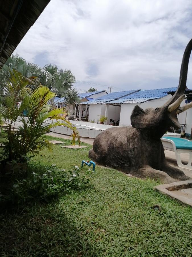 Pat Pat Guesthouse Sihanoukville Kültér fotó