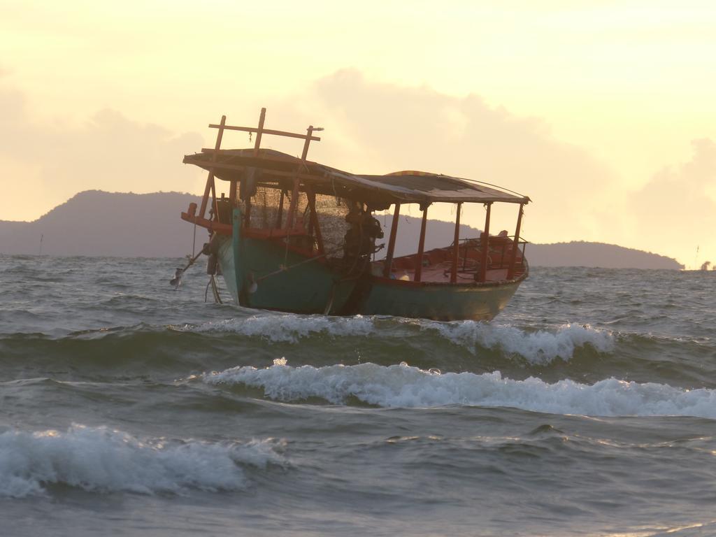 Pat Pat Guesthouse Sihanoukville Kültér fotó