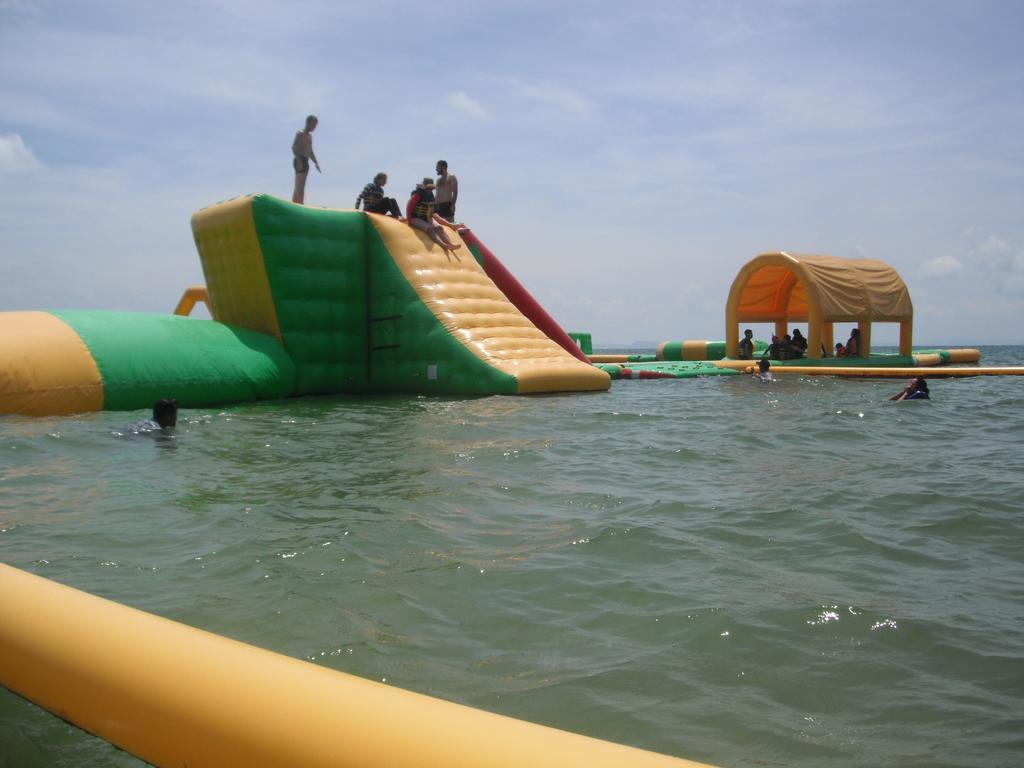 Pat Pat Guesthouse Sihanoukville Kültér fotó